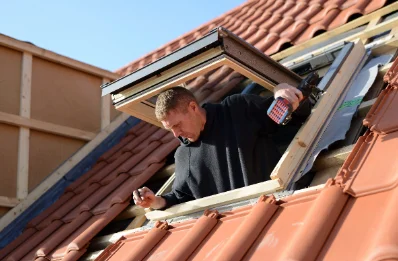Pose de fenêtres de toit Velux à Tréprel